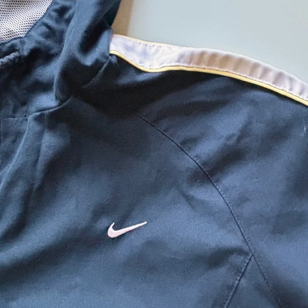 NIKE JACKET
